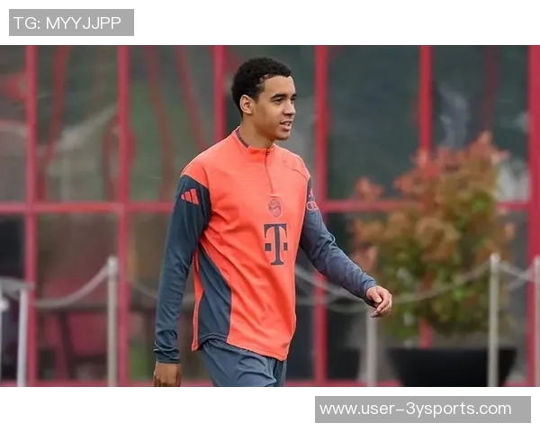 穆西亚拉积极恢复训练计划12月重返赛场状态