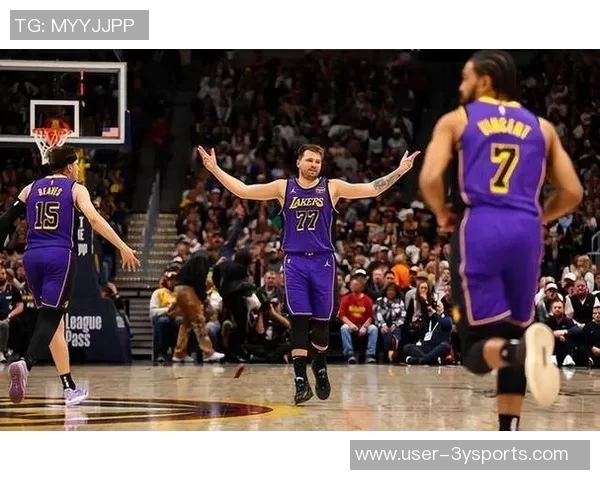 卢卡缺阵期间夫斯表现惊艳三场比赛场均4010如今三节已得36分9篮板 卢卡缺阵期间夫斯表现惊艳三场比赛场均4010如今三节已得36分9篮板