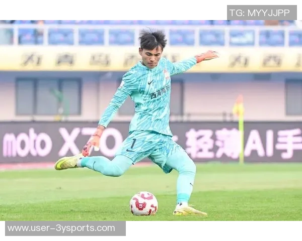 青岛西海岸球员杨希即将加盟上海海港引发关注与期待